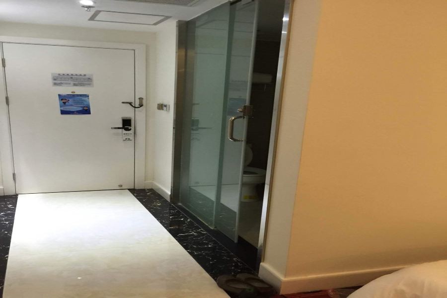 Starway Hotel at Pudong 13/48