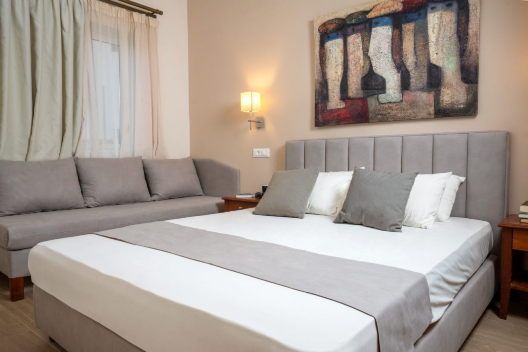 Philoxenia Hotel Malia 8/68