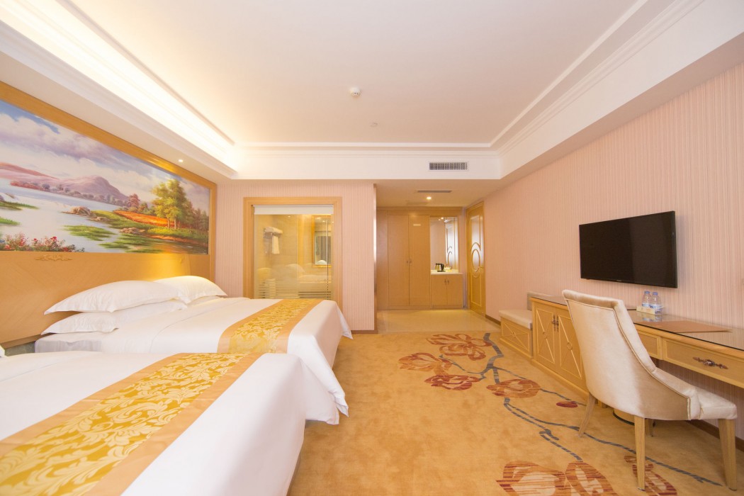 Vienna Hotel (Guangzhou Panyu Changlong & Jinjiang Avenue) 51/55