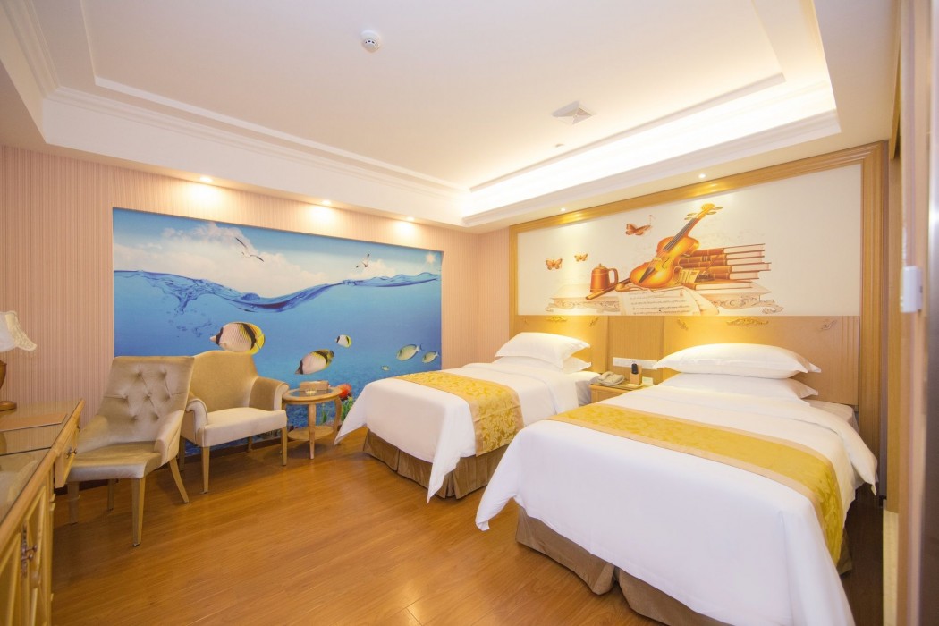 Vienna Hotel (Guangzhou Panyu Changlong & Jinjiang Avenue) 48/55
