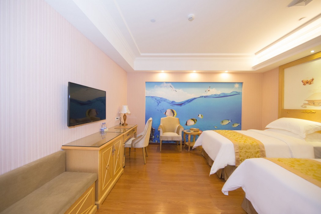 Vienna Hotel (Guangzhou Panyu Changlong & Jinjiang Avenue) 50/55