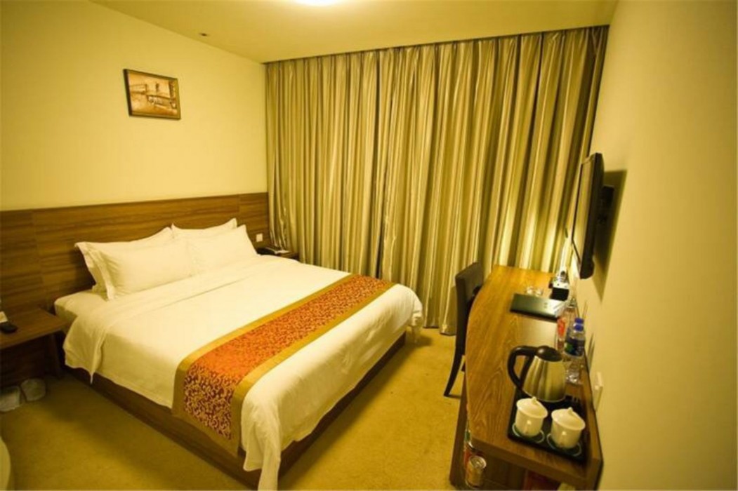 Calais Hotel 22/42