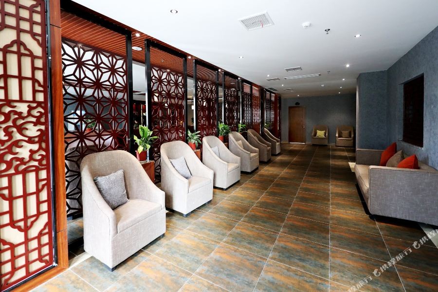 Zhongsheng Hotel 24/35