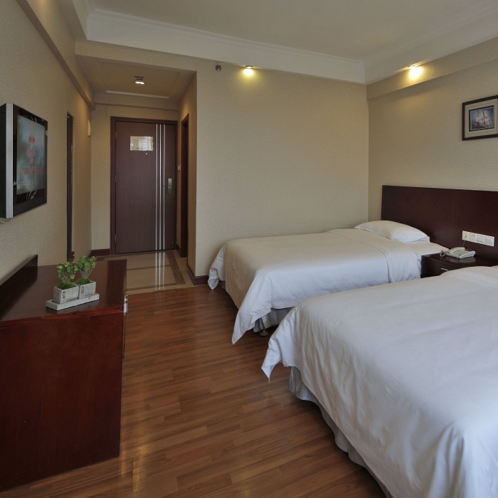 Paco Business Hotel Jiangtai Branch 35/70