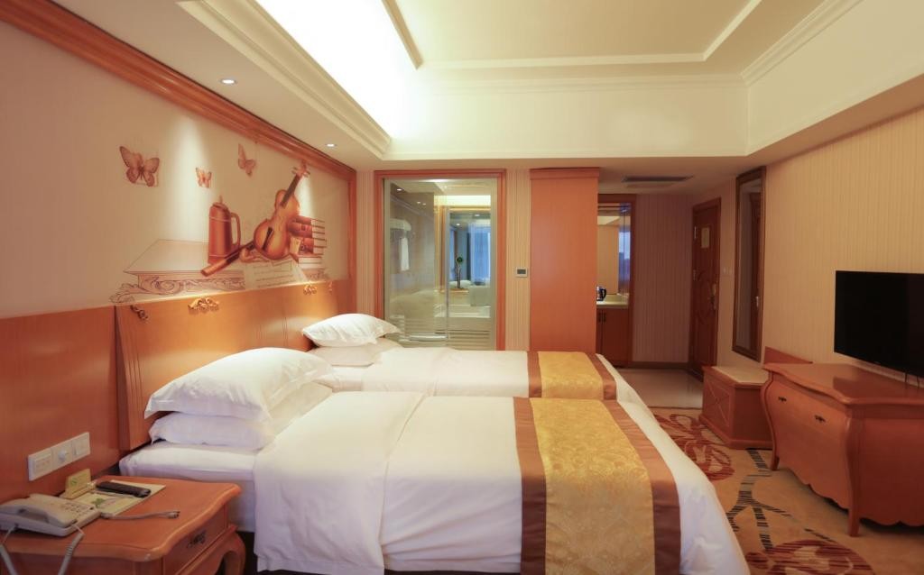 Vienna Hotel (Xi'an Bell Tower) 24/61