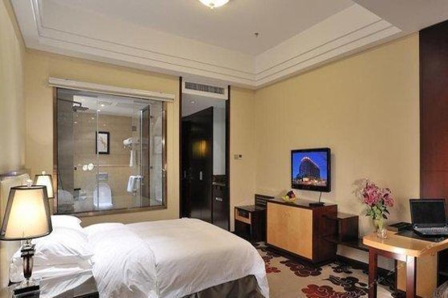 Chun Xue Four Seasons Hotel 34/57