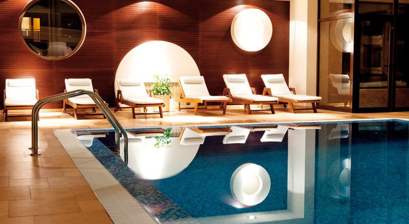 MURITE CLUB HOTEL(FORMERLY White Fir Valley Resort) 23/60