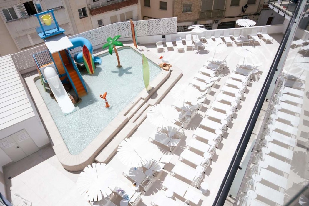 Villa Espana Hotel 35/44