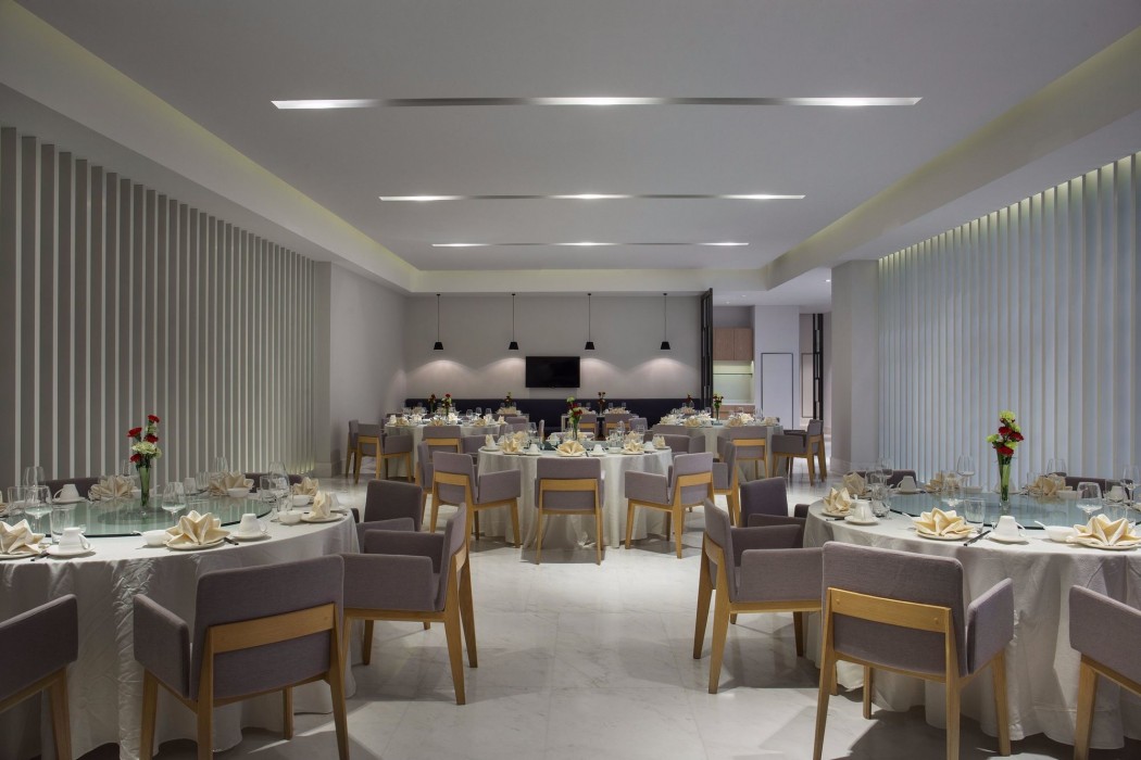 Sanya Phoenix Airport Hotel 49/86