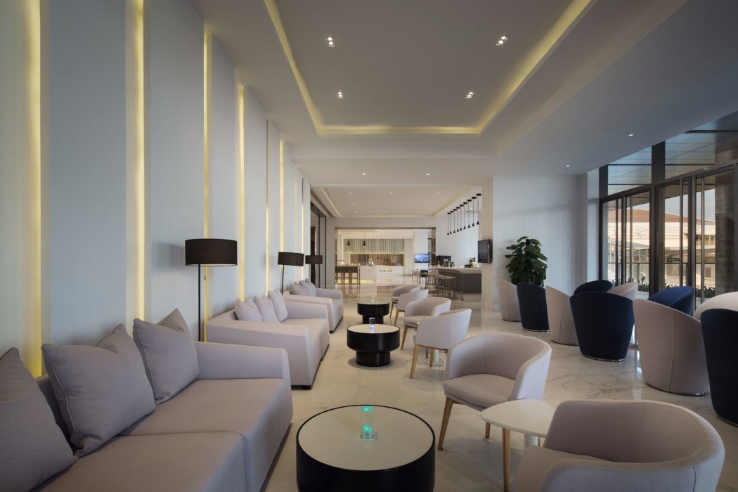 Sanya Phoenix Airport Hotel 23/86
