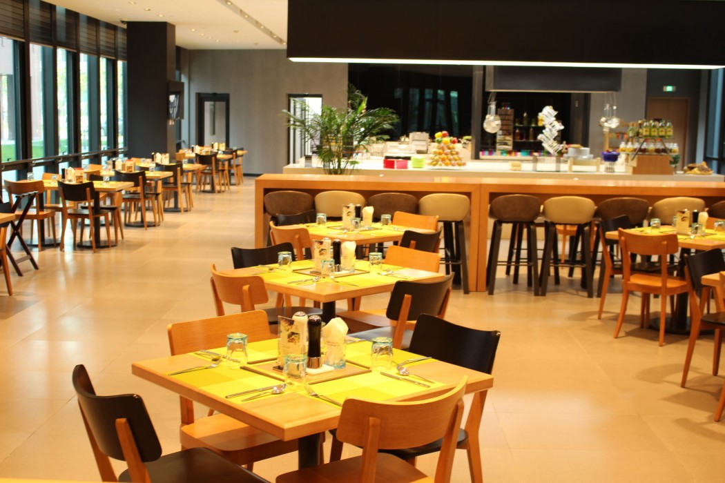 Intercity Hotel Qingdao 12/38