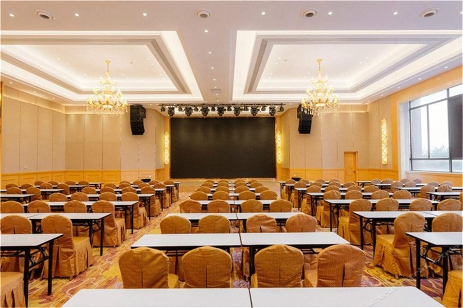Vienna International Hotel (Shanghai Dishui Lake Ocean Park) 20/39