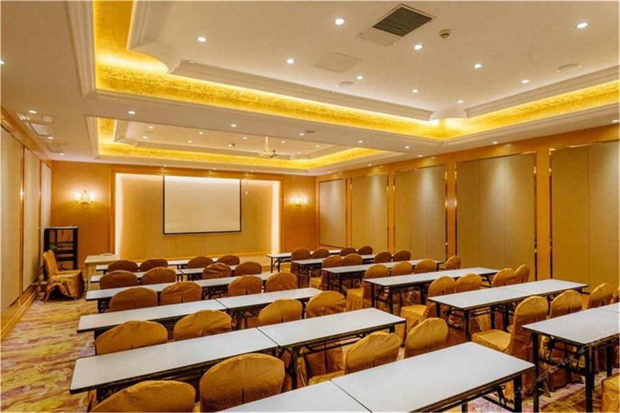 Vienna International Hotel (Shanghai Dishui Lake Ocean Park) 30/39