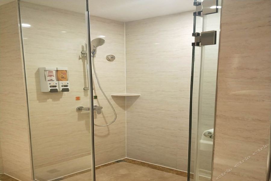 Vienna International Hotel (Shanghai Dishui Lake Ocean Park) 22/39