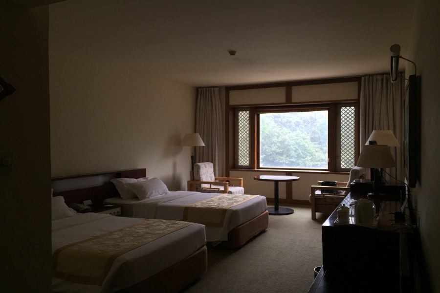 Fragrant Hill Hotel 21/60