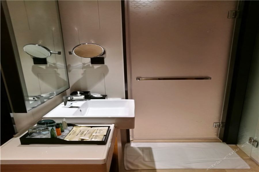 Hampton By Hilton Zhengzhou Hi-Tech Zone 14/24