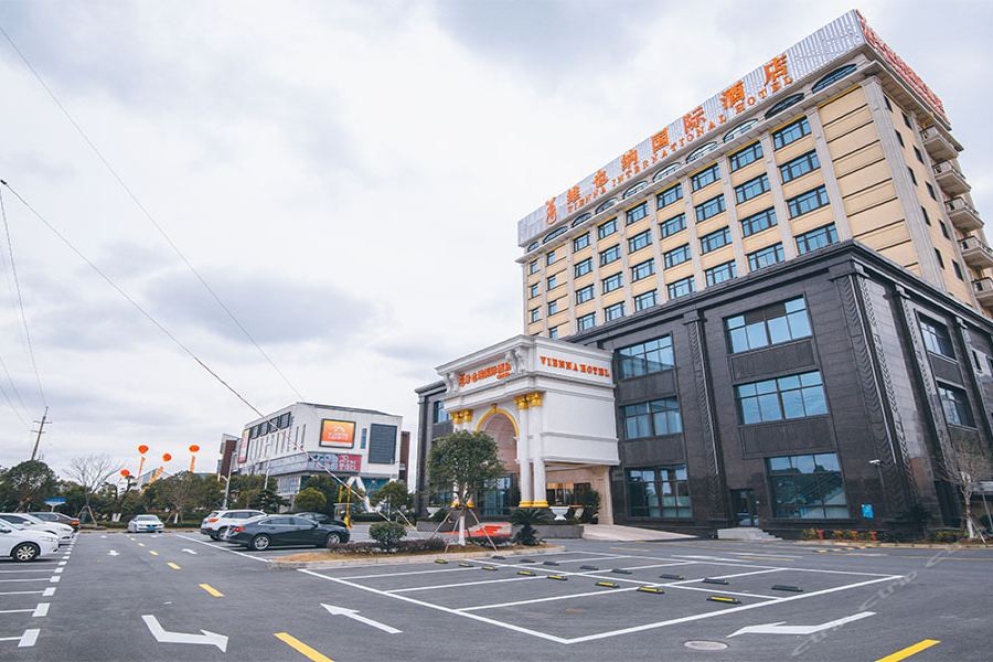 Vienna International Hotel (Shanghai Dishui Lake Lingang New City) 38/64