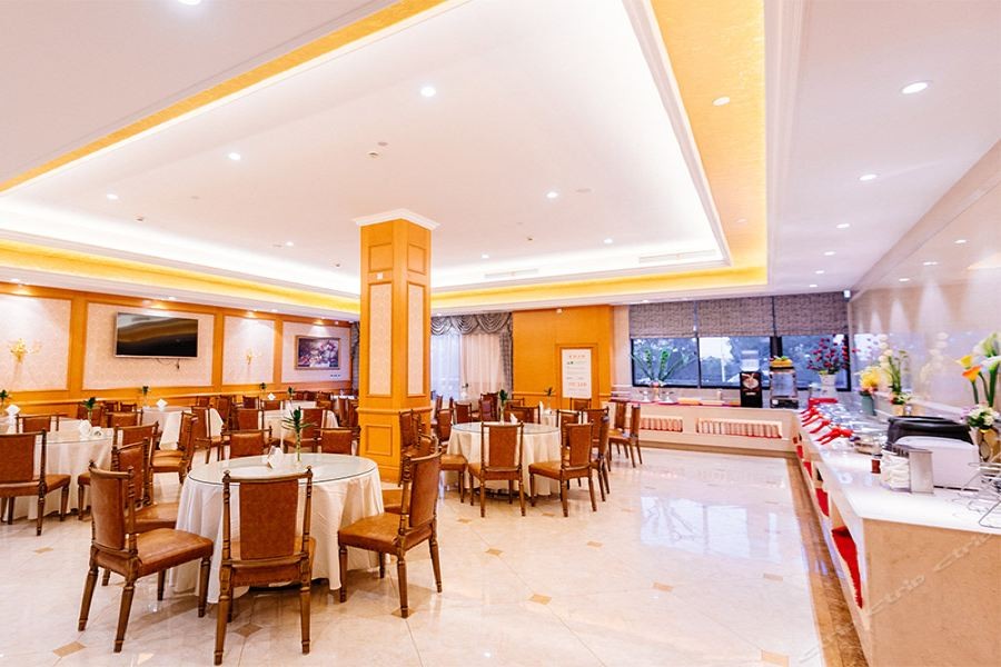 Vienna International Hotel (Shanghai Dishui Lake Lingang New City) 30/64