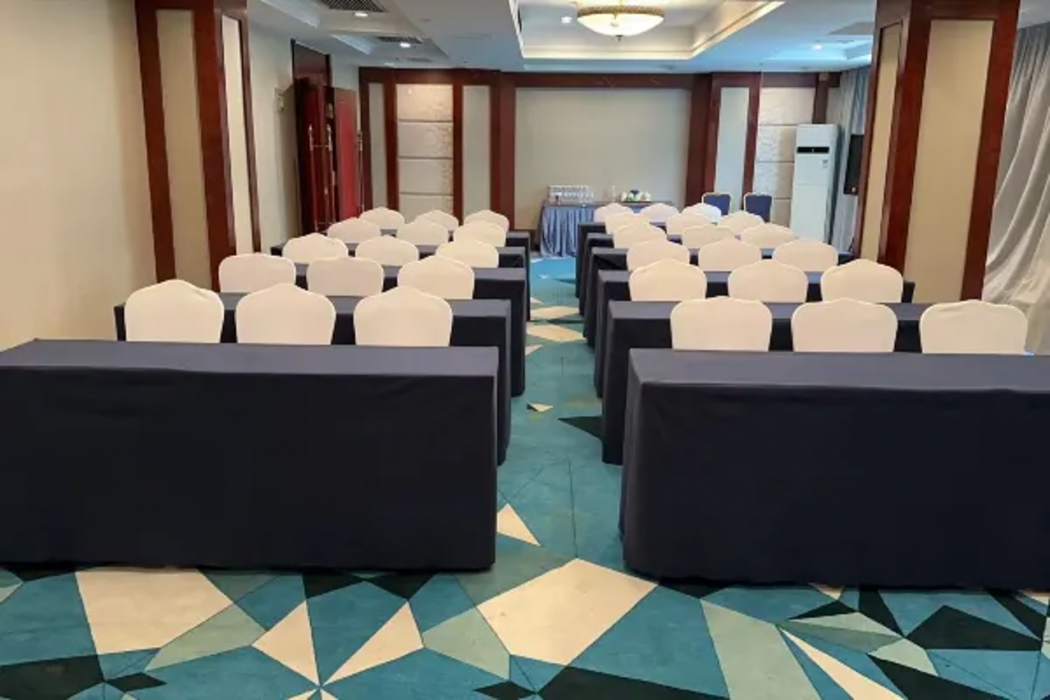 Yitel (Shanghai Hongqiao Hub National Convention Centre) 12/15