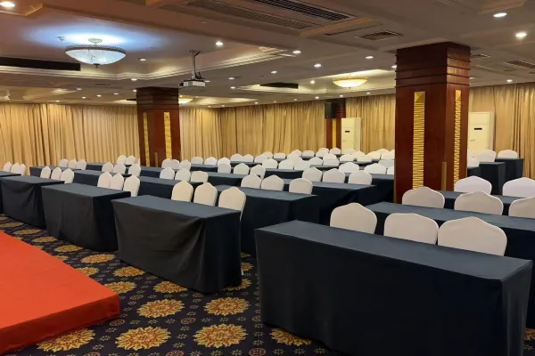 Yitel (Shanghai Hongqiao Hub National Convention Centre) 13/15