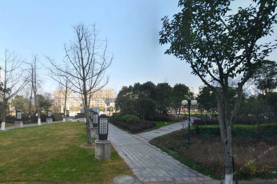 Heyuan Holiday Hotel 18/36
