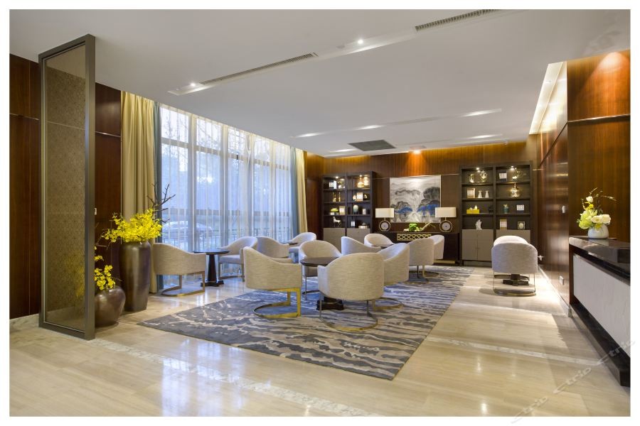 Heyuan Holiday Hotel 28/36