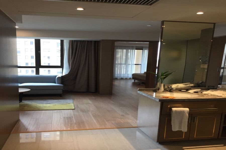 Heyuan Holiday Hotel 16/36
