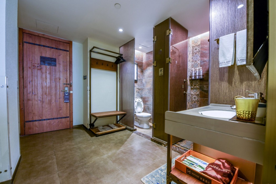 Madison Hotel Shenzhen Bao'an Airport 38/91
