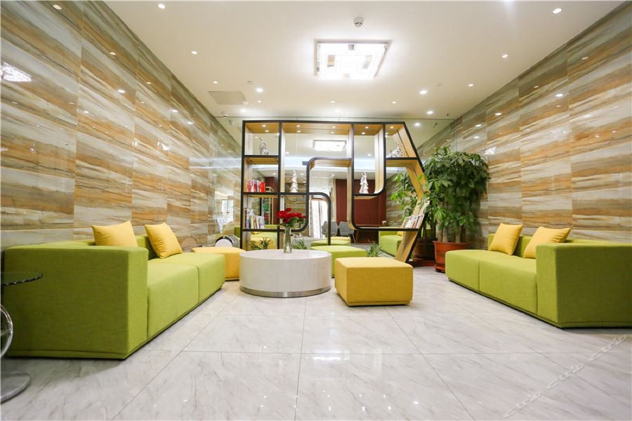 Chonpines Hotel (Beijing Caoqiao Metro Station) 27/51
