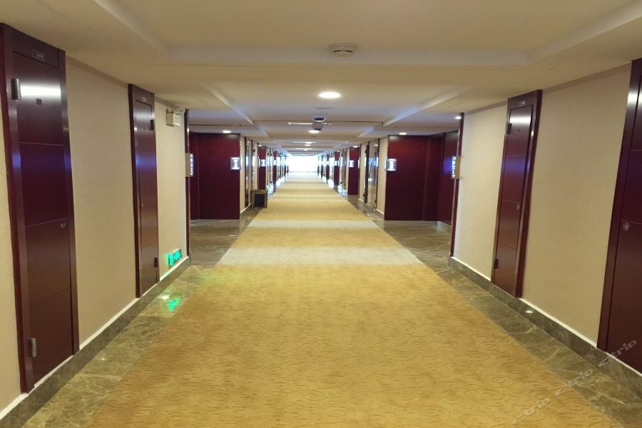 Airport Hotel Hefei 14/25