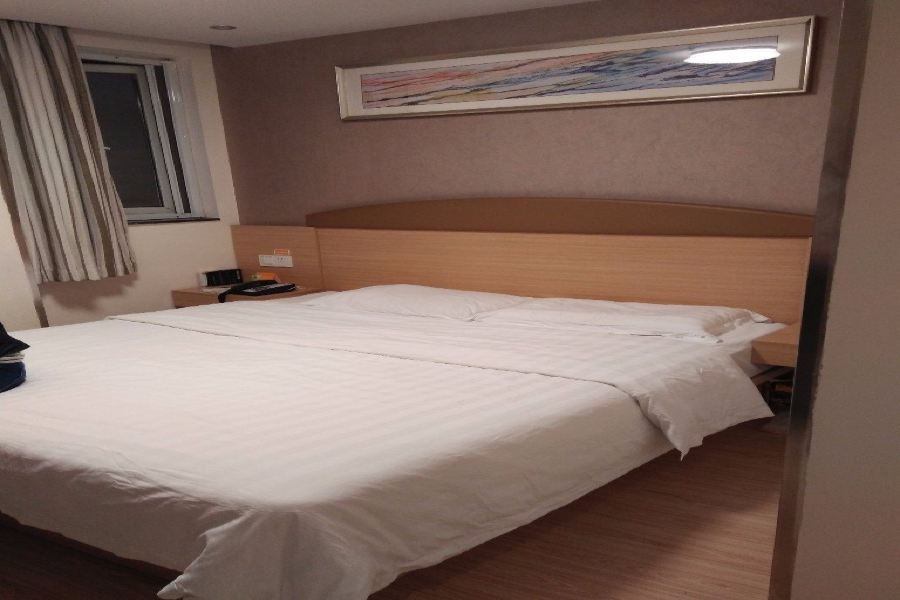 7 Days Inn (Changsha Wuyi Square Metro Station) 42/61