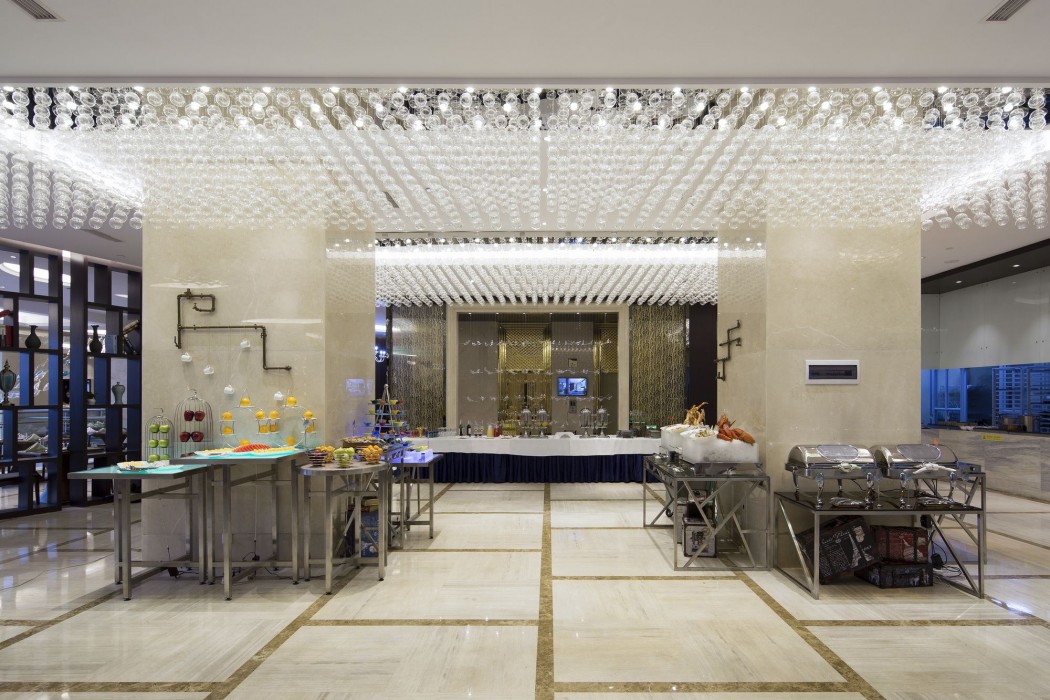 YiWu Zhonglian Kaixin Hotel 25/75
