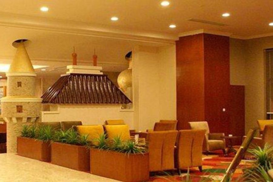 Sweetland Hotel 16/43