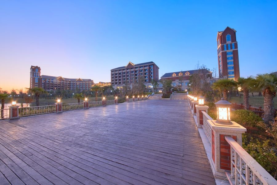 Bright Hotel Huaibei 12/37