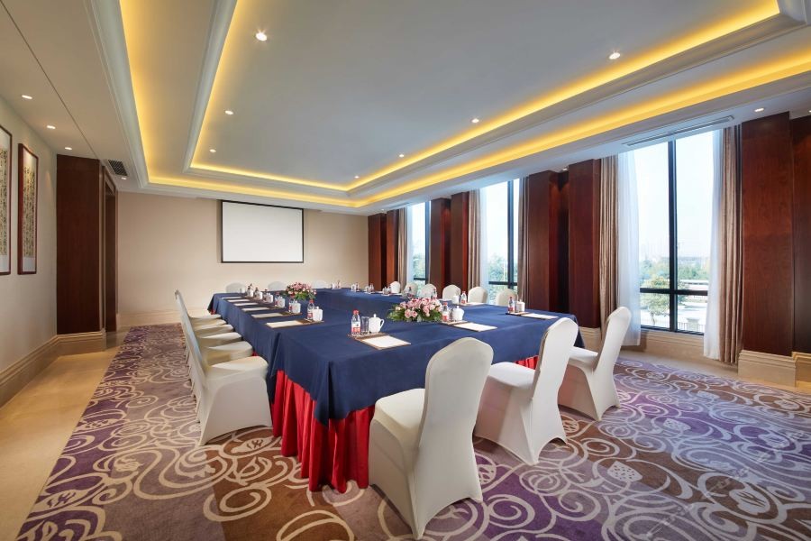 Bright Hotel Huaibei 18/37