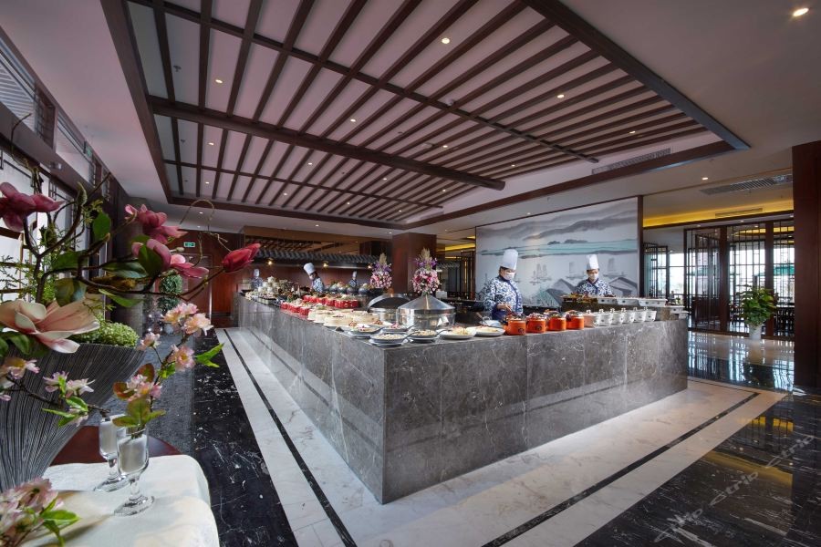 Bright Hotel Huaibei 15/37