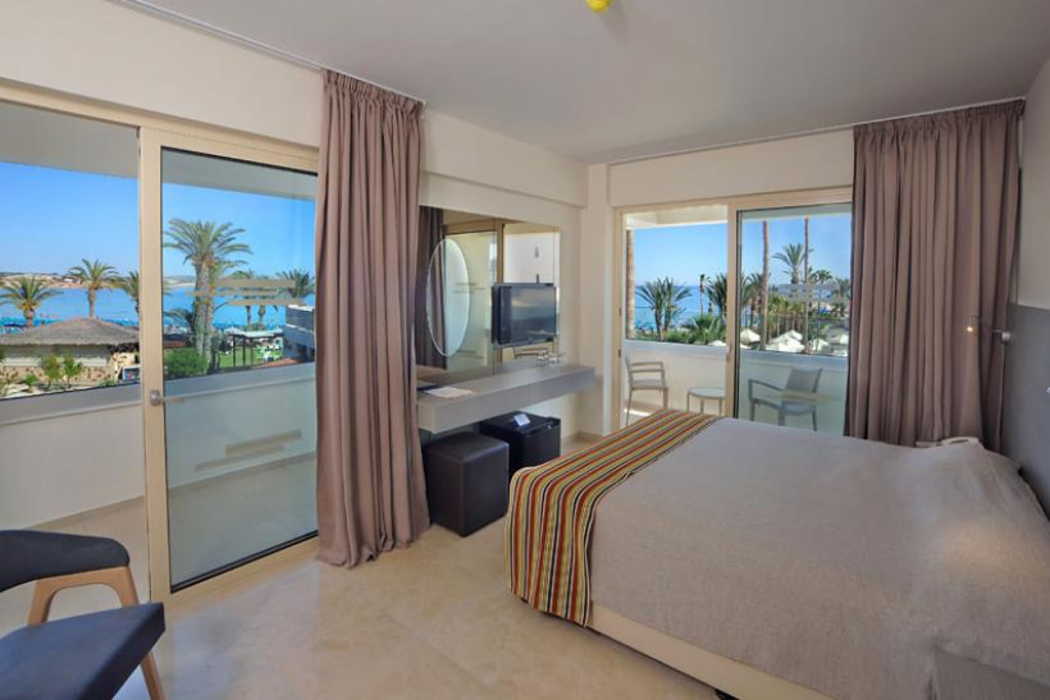 Nelia Beach Hotel & Spa 13/67