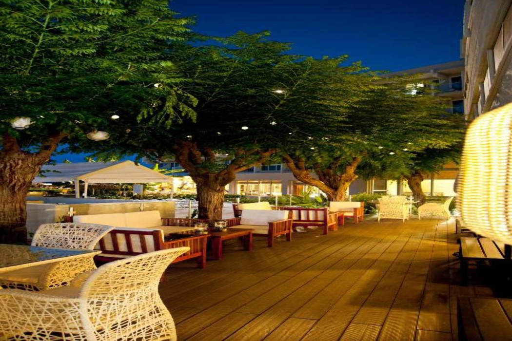 Pernera Beach Hotel 36/72
