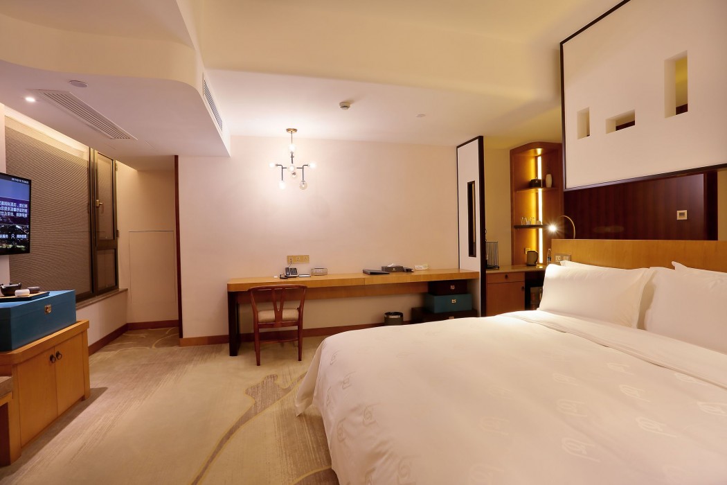Lujia International Hotel 9/60