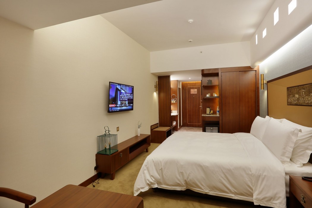 Lujia International Hotel 22/60