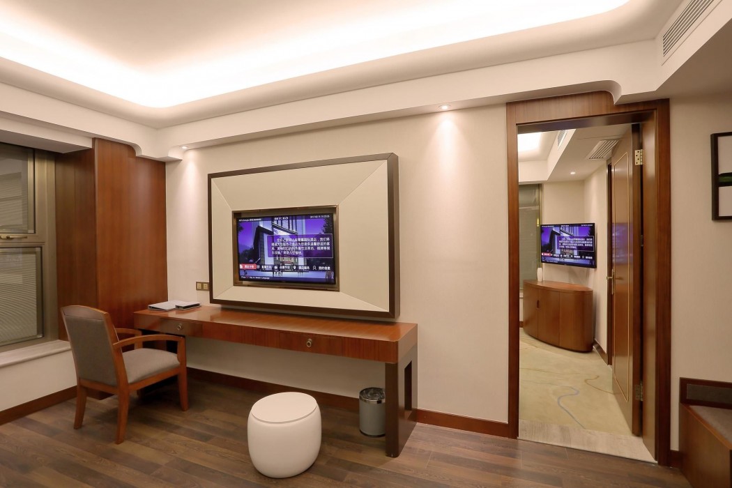 Lujia International Hotel 52/60