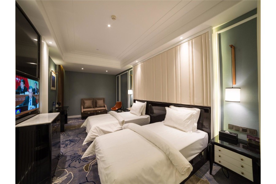 Metropolo Jinjiang Hotels 58/100