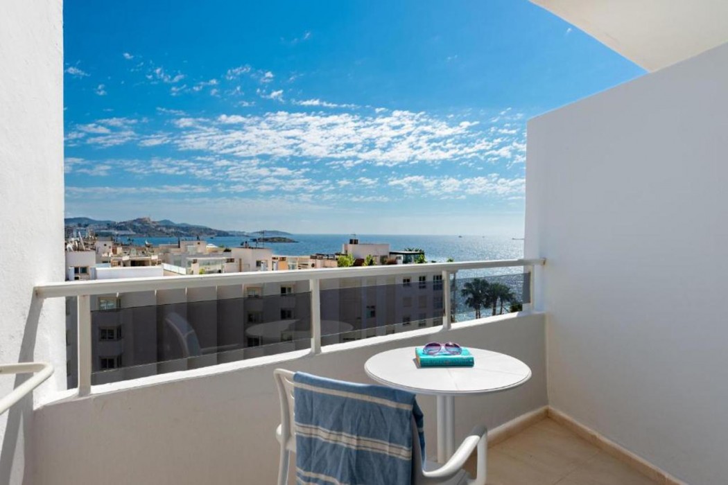 Vibra Algarb Hotel 11/56