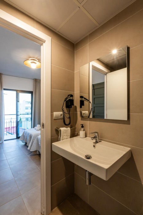 Hostal Alicante San Antonio 60/81
