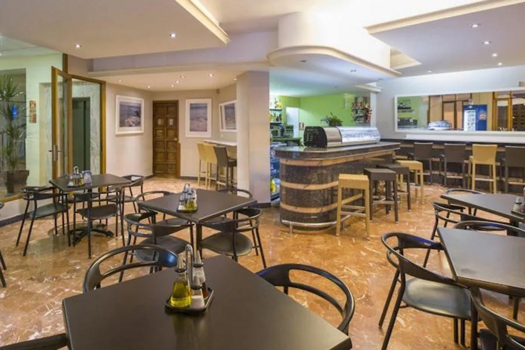Hostal Alicante San Antonio 73/81