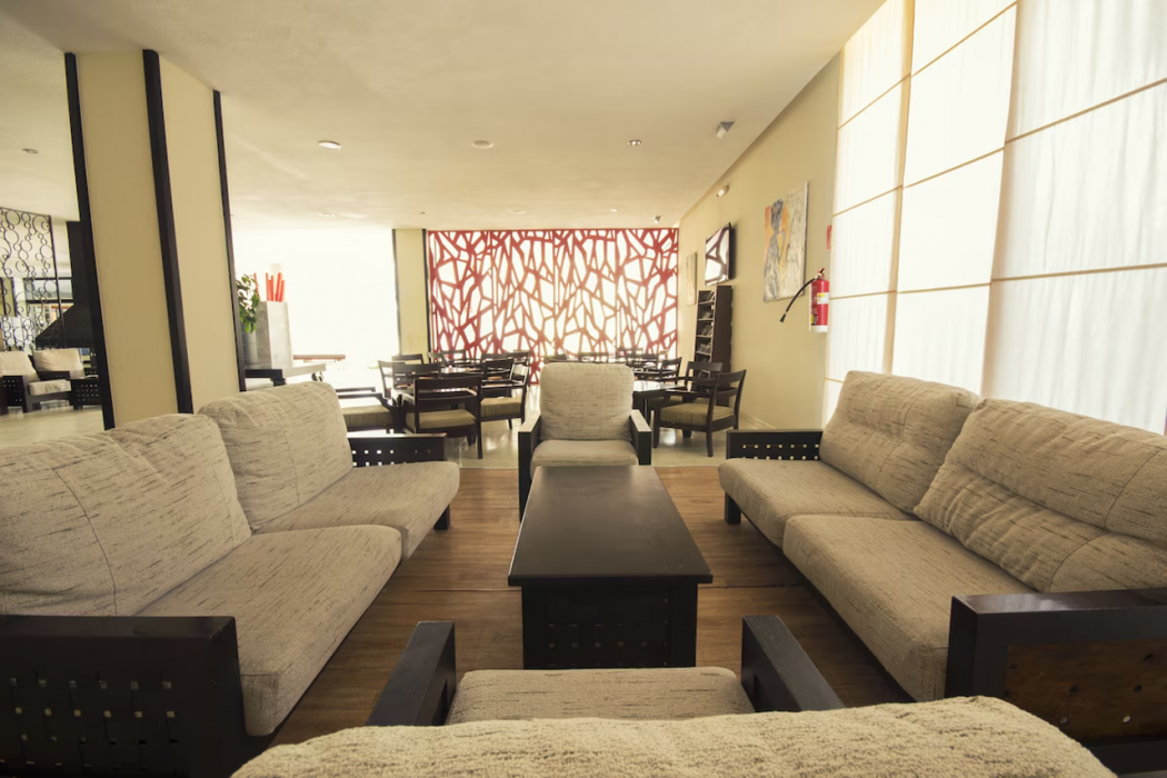 Azuline Hotel Pacific 5/42
