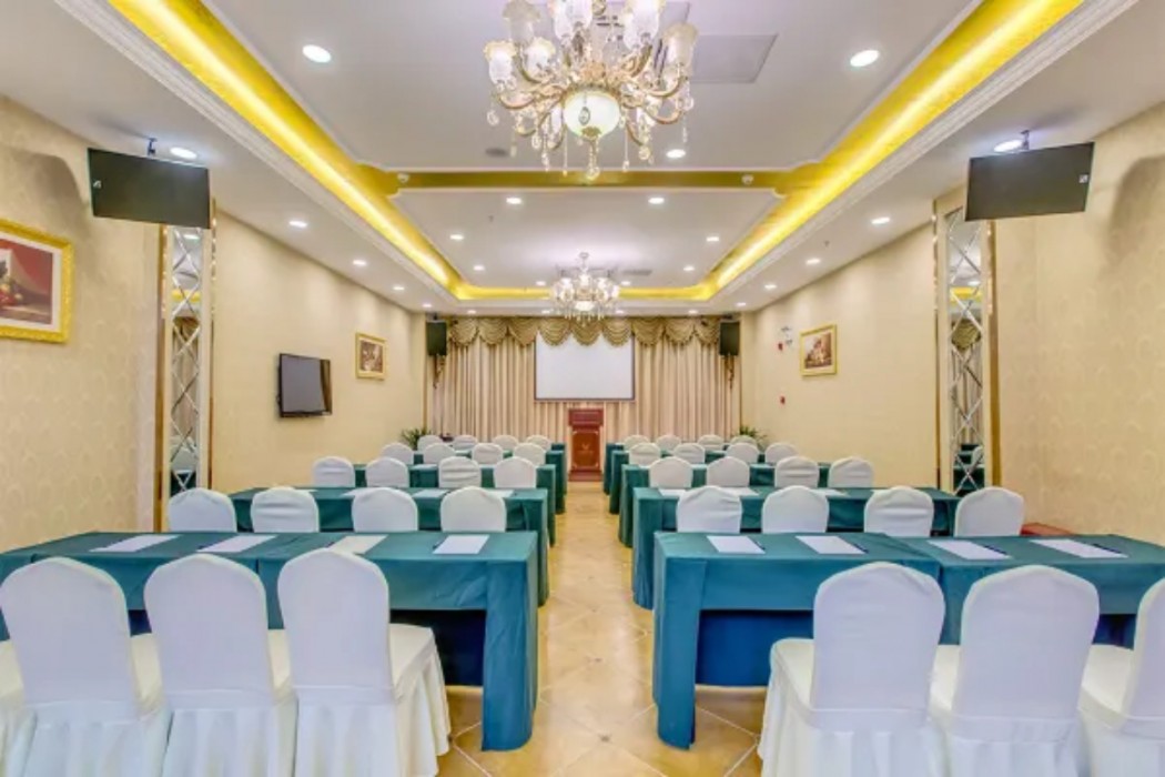 Vienna Hotel (Guilin Jichang Road Rongshan) 33/40