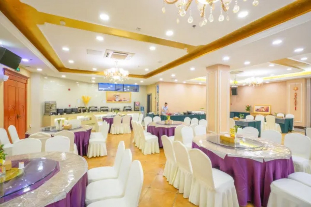 Vienna Hotel (Guilin Jichang Road Rongshan) 34/40