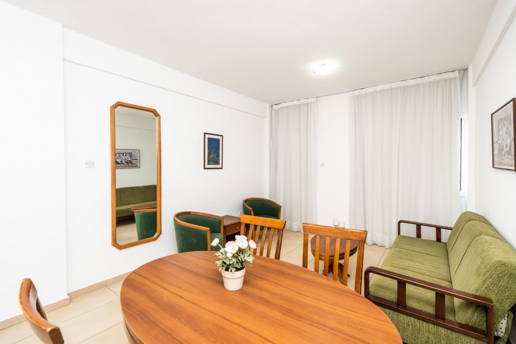 Flora Hotel Apartments 30/46