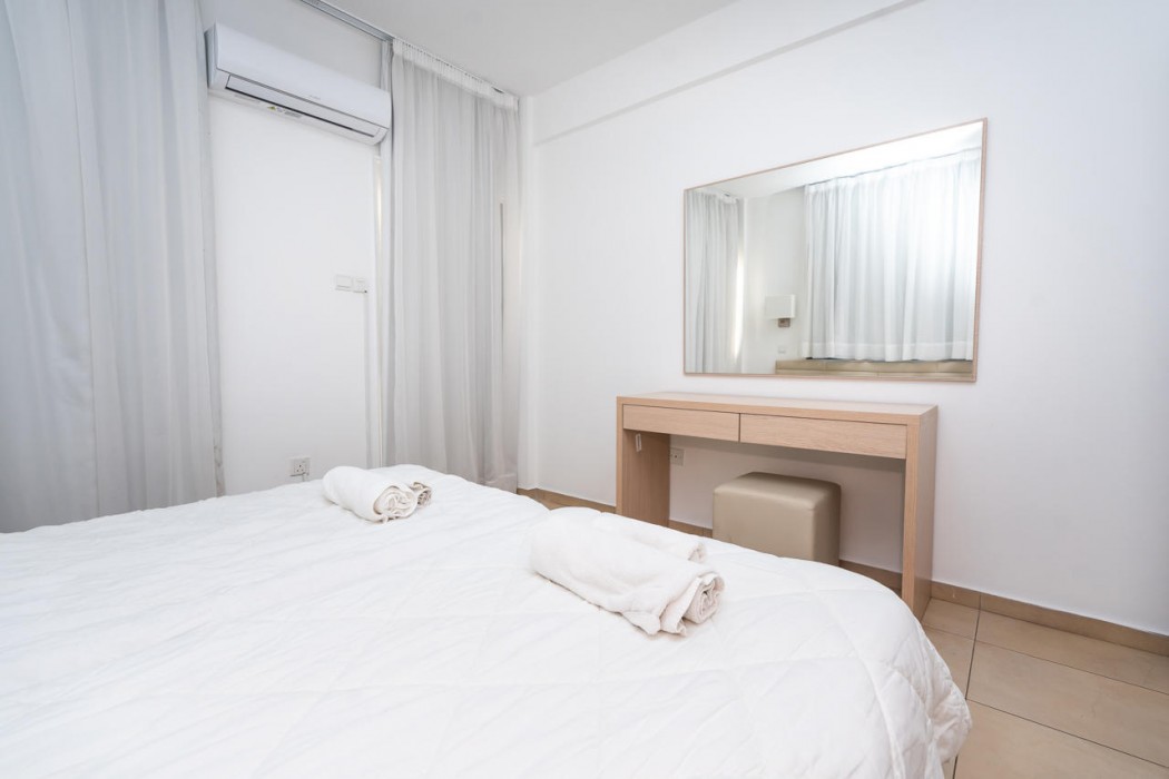 Flora Hotel Apartments 10/46